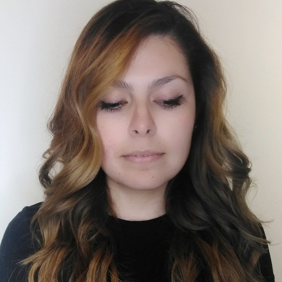 Meet your Posher, Ingrid - Picture 2 of 2